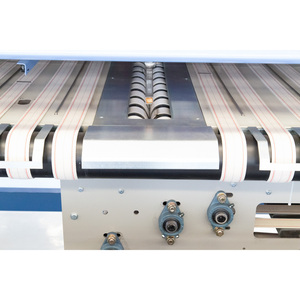 Máquina Automática para <span class=keywords><strong>Planchar</strong></span> <span class=keywords><strong>y</strong></span> <span class=keywords><strong>Doblar</strong></span> Sábanas Utilizada en Hoteles, Hospitales <span class=keywords><strong>y</strong></span> Fábricas - Product Image 4
