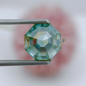 Diamante suelto de moissanita de corte esmeralda de 1.0ct certificado hecho a mano Premium 20.0ct joyería cortada a mano con esquinas redondeadas - Product Image 3