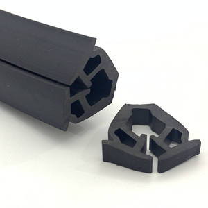 Camerone varie dimensioni PVC EPDM PVC guarnizioni per finestre <span class=keywords><strong>scorrevoli</strong></span> in gomma a forma di U per vetro - Product Image 1