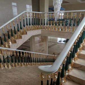 Nouvelle colonne Villa Duplex Loft clôture plate-forme <span class=keywords><strong>baie</strong></span> <span class=keywords><strong>vitrée</strong></span> balcon garde-corps balustrade en alliage d'aluminium escalier main courante balustrade - Product Image 1