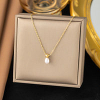Collier tendance en acier inoxydable inaltérable avec pendentif cœur pour femme - Vente flash