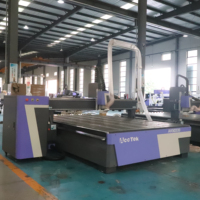 Machine de gravure et de découpe CNC 2030 2000x3000mm polyvalente pour le bois, le métal et l'acrylique