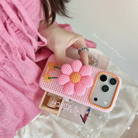 Casing HP 3D Daisy Pop Grip Tekstur Kotak-Kotak Lucu untuk iPhone 17 Pro Max 16 15 14 13 dengan Tali Pegangan Awan dan Pelindung Silikon