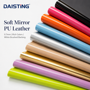 Tissu en similicuir verni PU effet miroir, brillant, en rouleau, pour sacs, chaussures, accessoires, couleurs personnalisées, feuille de support blanche de 0,7 mm - Product Image 1