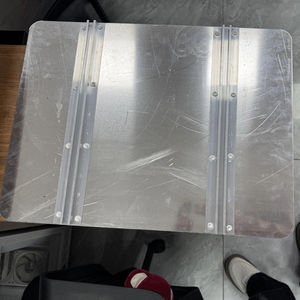 Fabrika Fiyatı: 450mm X 600mm Chevron ve Uyarı İşareti Kanatlı Trafik Levhası Filipinler - Product Image 4