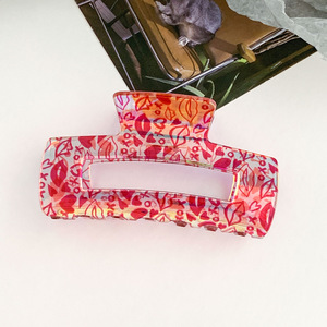 Pince à cheveux en forme de cœur en acrylique pour la Saint-Valentin, accessoires de coiffure en plastique de style fête pour femmes et filles - Product Image 6