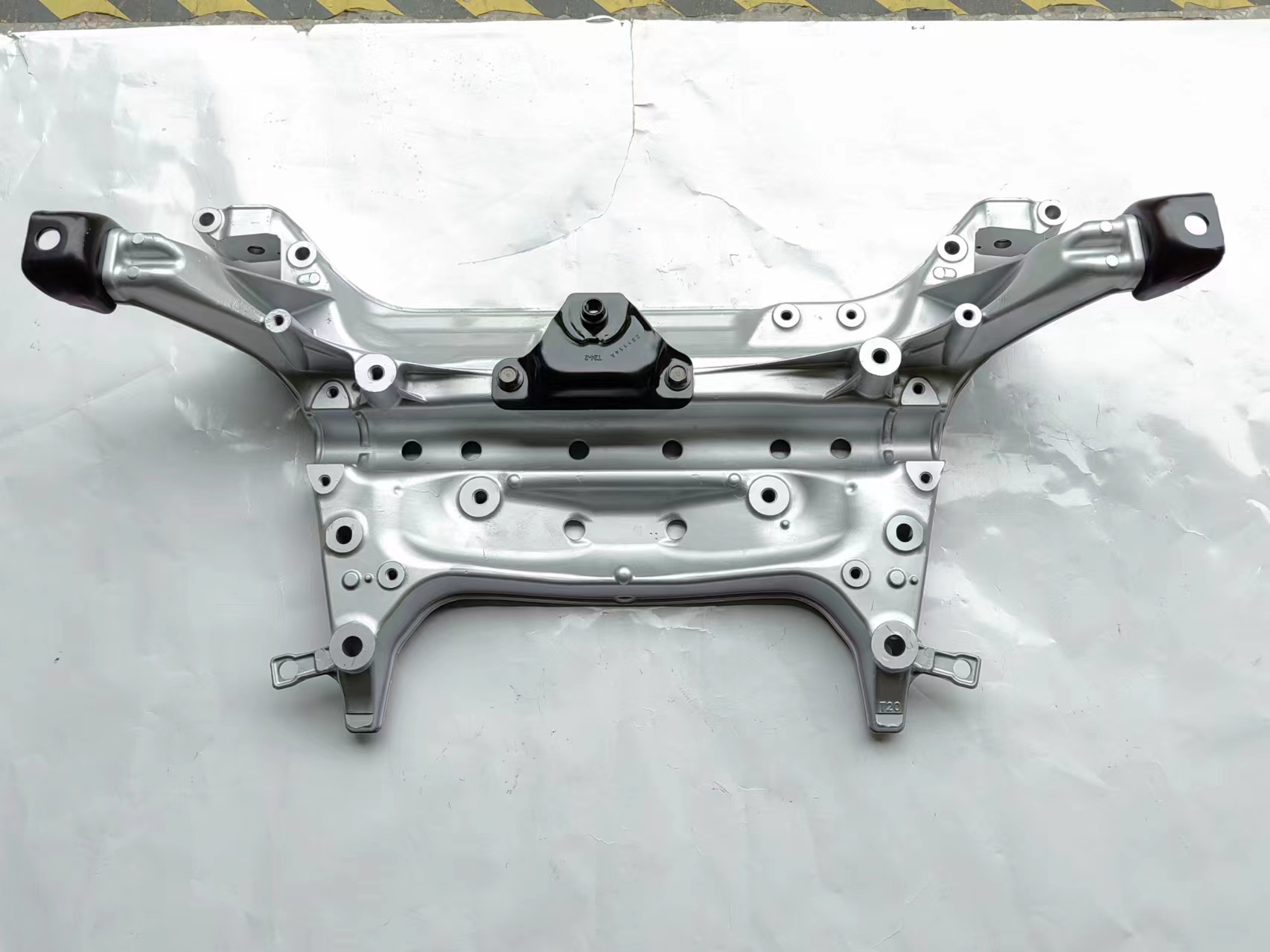 本物品質の Frame Sub 50200-30E-H00 OEM JJQ Assy Accord Honda for FR ネックレス・ペンダント