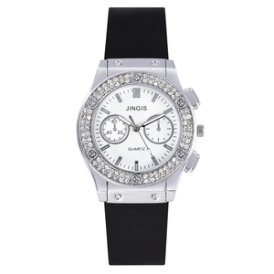 Stylish Men's Silicone Watch with Diamond-<b>Studded</b> Dial and Quartz Design - Product Image 5