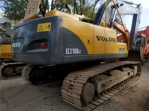 Excavadora de cadenas VOLVO EC210BLC de segunda mano, 5 toneladas, modelo 2016, marca Komatsu, bomba hidráulica Kyb, motor incluido. - Product Image 6