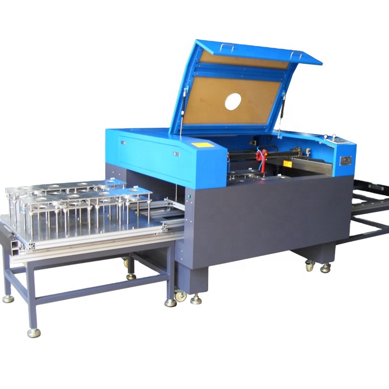 Автоматическая машина для распайки сот