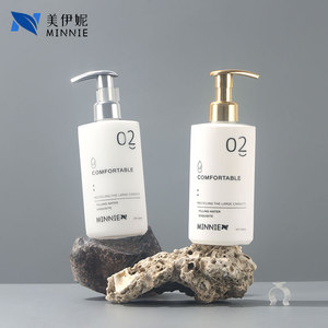 ขวดปั๊มมินนี่ คอมฟอร์ทเตเบิล 300 มล. 500 มล. สำหรับแชมพู โลชั่นทาผิว ใช้ได้ทุกวัน - Product Image 3