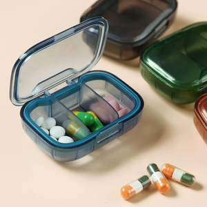 Mini pastillero de plástico portátil de gran venta, organizador de Medicina de viaje diario de 3 compartimentos para organizar medicamentos en movimiento - Product Image 2