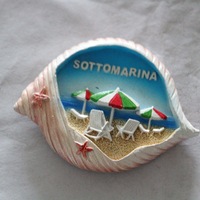 Vente en gros design personnalisé Sottomarina Italie souvenir touristique fait main résine coquillage aimant de réfrigérateur