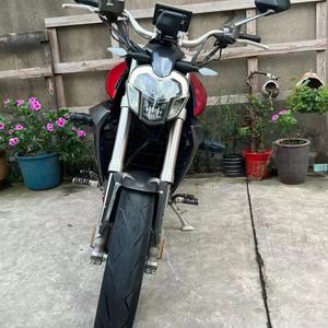 Motocicleta ZONTES 310V Usada, Motor Monocilíndrico de 312cc Refrigerado por Agua, Inyección Electrónica Bosch, Pantalla TFT a Color, ABS BOSCH, Motos a Gasolina - Product Image 2