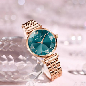 Reloj de Cuarzo para Mujer Keep Touch, Correa de Acero Inoxidable en Oro Rosa, Resistente al Agua 3 Bar, Diseño Elegante Analógico, Cristal Mineral, Cierre Plegable - Product Image 3