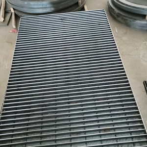 Rejilla de Acero Galvanizado en Caliente al por Mayor OEM, Pasarela de Acero Metálico, Peso de la Rejilla de Acero - Product Image 3