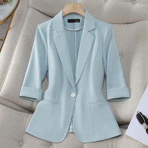 เสื้อสูทผู้หญิงแขนสามส่วนแบบลำลอง ผ้าบาง สีพื้น แฟชั่น - Product Image 3