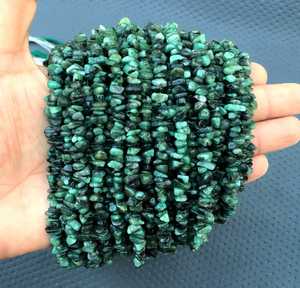 16นิ้วเส้นยาวธรรมชาติสีเขียวมรกตเรียบเศษเจียระไนลูกปัดแบบหลวมสำหรับทำเครื่องประดับวัสดุหิน - Product Image 2