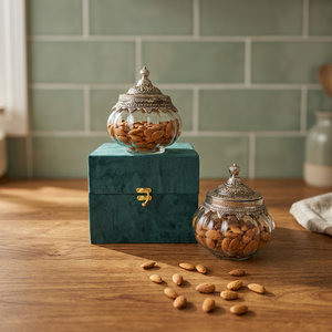 Pot à fruits secs plaqué argent avec couvercle argenté et coffret cadeau royal - Product Image 3