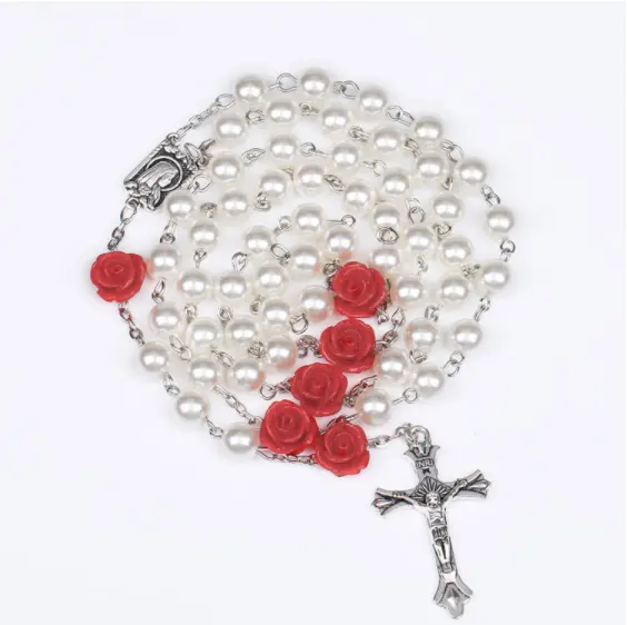 2023 vendita calda rosario 8mm perla di plastica con perline di fiori di rosa Gesù croce Cristo Maria Stock collana per pregare