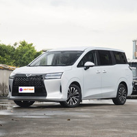 Wuling Starlight 730 Plug-In Hybrid MPV 7 Kursi Setir Kiri Minivan Keluarga Jarak Tempuh 125km Kendaraan Energi Baru Pengisian Cepat 20 Menit