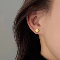 Boucles d'oreilles clous barbell en acier inoxydable et titane plaqué or PVD 18 carats, hypoallergéniques et étanches