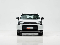 Nouveau véhicule utilitaire sport (SUV) Toyota RAV4 2026, état neuf, intérieur foncé, prêt à l'exportation, hybride essence, pneus Euro VI, modèle
