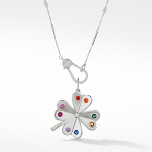 Collar de mosquetón de latón chapado <span class=keywords><strong>en</strong></span> oro con dije floral y colgante de piedra de nacimiento colorida, joyería personalizada de moda para mujer - Product Image 2
