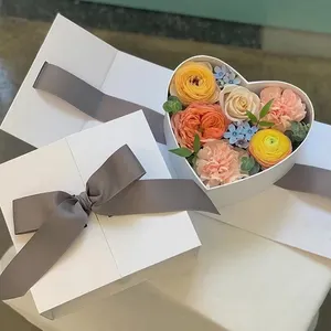 סיטונאי לוגו מותאם אישית מודפס האהבה לב צורת זרי רוז מתנה פרח אריזת קופסא למסיבת חתונה