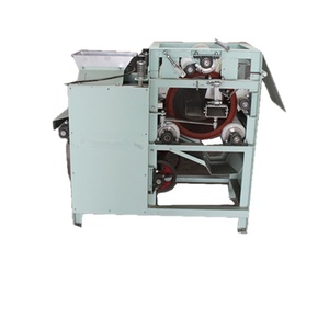 Máquina peladora de <span class=keywords><strong>almendras</strong></span> húmedas para quitar la piel roja del grano de cacahuete - Product Image 1