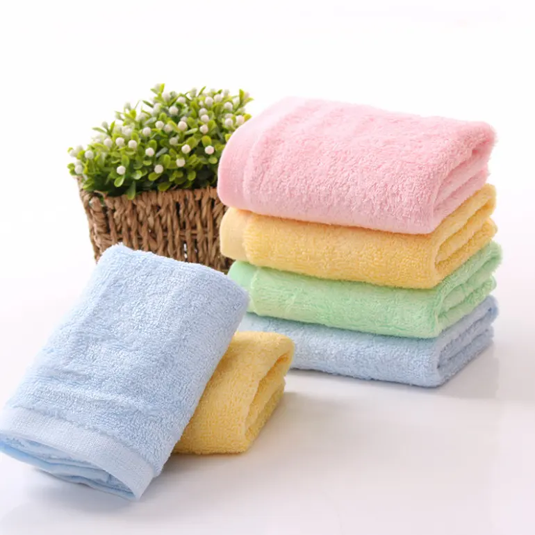 Groothandel Snelle Levering Roze Blauw Kleur Bamboevezel Anti-Bacteriële Handdoek Kindje Bamboe Bad Hand Gezicht Handdoek