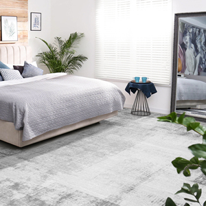 Tapis rectangulaire moderne abstrait gris en polyester tissé lavable à poils ras, avec dos antidérapant en caoutchouc TPE et bords renforcés - Product Image 1