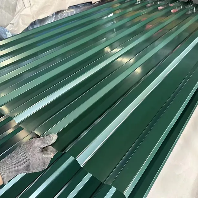Ucuz fiyat alüminyum oluklu çatı paneli renk kaplı oluklu çatı paneli
