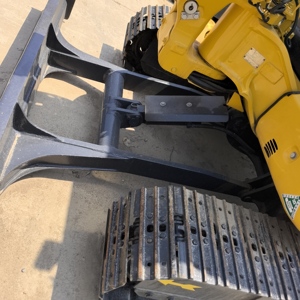 Miniexcavadora Komatsu PC40MR PC40MR-2 PC40MR-3 Usada con Pocas Horas de Uso, 4 Toneladas, Excavadora Hidráulica de Orugas Original de Japón en Venta - Product Image 5