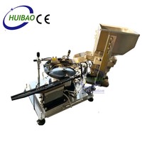 Alimentateur vibrant à plusieurs voies sur mesure pour vis, goujons et pièces métalliques – Machine vibrante pour écrous