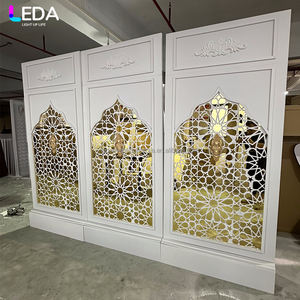 सबसे अधिक बिकने वाली इस्लेमिक मुस्लिम शैली की कस्टम गोल्डन ऐक्रेलिक शादी पार्टी, जन्मदिन समारोह मंच सजावट - Product Image 2