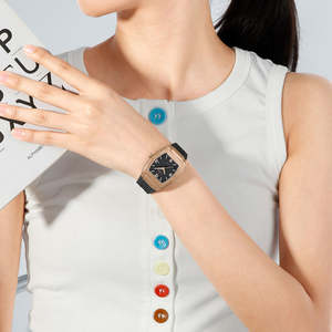 Reloj de Pulsera NAVIFORCE NF5070 para Mujer, Nuevo, con Correa de Silicona, Luminoso, Resistente al Agua, de Cuarzo, 2026 - Product Image 6