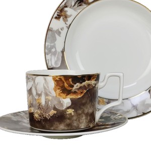 Minimalist New Hand-Painted Flower Wind Design Bone China Ceramic Plate Creative Home Steak Cake Serving for Nordic Events - Product Image 4