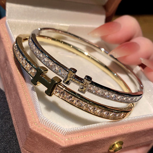 H Luxury Fashion Minimalist Square Diamond Letter 18K Gold Bangle Colorfast <b>Copper</b> With Zircon Inlay Women's Jewelry - Product Image 2