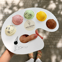 Plateau de gelato artistique jetable tendance personnalisé avec gobelet en bagasse de 3 oz pour les salons de desserts à emporter