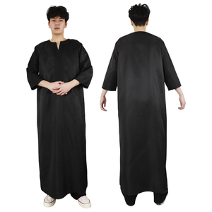 Robe longue unisexe ample de style arabe, qualité export OEM ODM, certifiée BSCI CPC, en polyester noir - Product Image 2