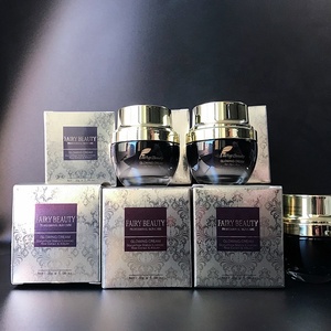 Venta al por mayor de la buena calidad de Arbutina regaliz blanqueamiento de la piel peca mancha el <span class=keywords><strong>melasma</strong></span> libre oscuro crema de punto - Product Image 3