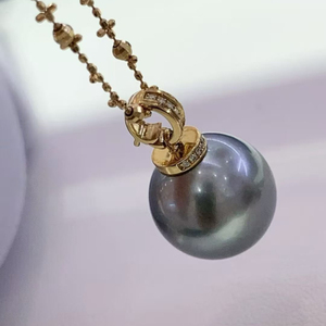 Pendentif en perle noire de Tahiti HENG YUET, or 18 carats serti de diamants, pendentif en perle luxueux, bijoux pour femmes, vente en gros de bijoux - Product Image 5