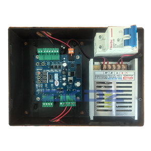 Barrière tournante à trois <span class=keywords><strong>bras</strong></span> semi-automatique avec mécanisme de contrôle d'accès par carte RFID, protection IP54, fonctionnement bidirectionnel - Product Image 5