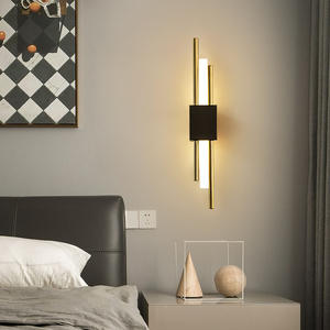 Offre Spéciale moderne créatif acrylique fer mur LED lampe intérieur chevet hôtel chambre appliques murales - Product Image 2
