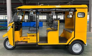 Bajaj Keke Taxi Tricycle à moteur avec 9 sièges essence trois roues moto 200CC pousse-pousse