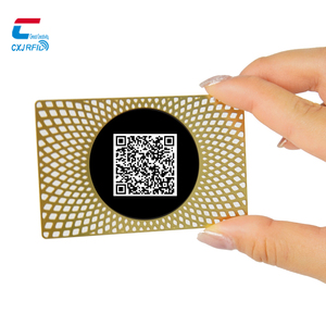 Carte numérique en métal NFC personnalisée Carte à puce NFC de la taille d'un portefeuille à <span class=keywords><strong>code</strong></span> <span class=keywords><strong>QR</strong></span> pour un <span class=keywords><strong>contact</strong></span> instantané - Product Image 2