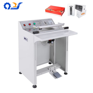 Machine de scellage thermique pneumatique à commande au <span class=keywords><strong>pied</strong></span>, modè<span class=keywords><strong>le</strong></span> 400, pour <span class=keywords><strong>film</strong></span> rétractable, carton, sacs plastiques et boîtes alimentaires - Product Image 2