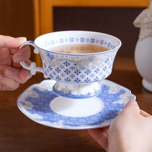 Juego de Taza y Platillo de Porcelana Europea, Taza de Café Decorativa de Cerámica con Platillo para Regalo del Hogar - Product Image 3