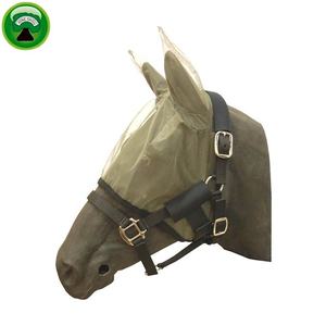 Masque anti-mouches pour chevaux noir avec protection des oreilles - Product Image 3